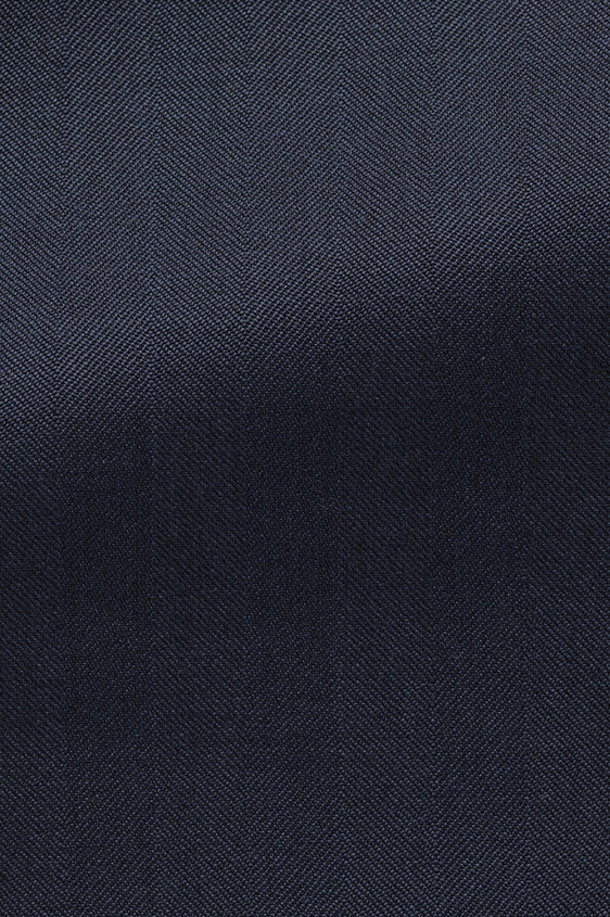 Темно-синий костюм из шерсти