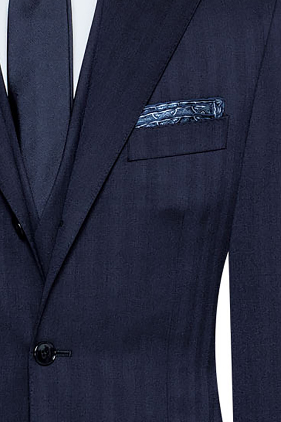 Темно-синий костюм из шерсти