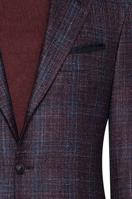 Фиолетовый пиджак в клетку